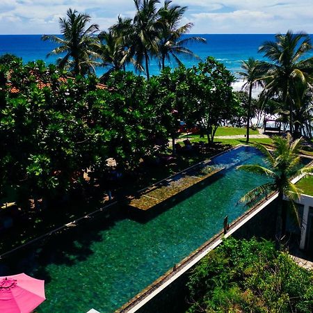 Utmt - Underneath The Mango Tree Spa & Beach Resort 디크웰라 외부 사진