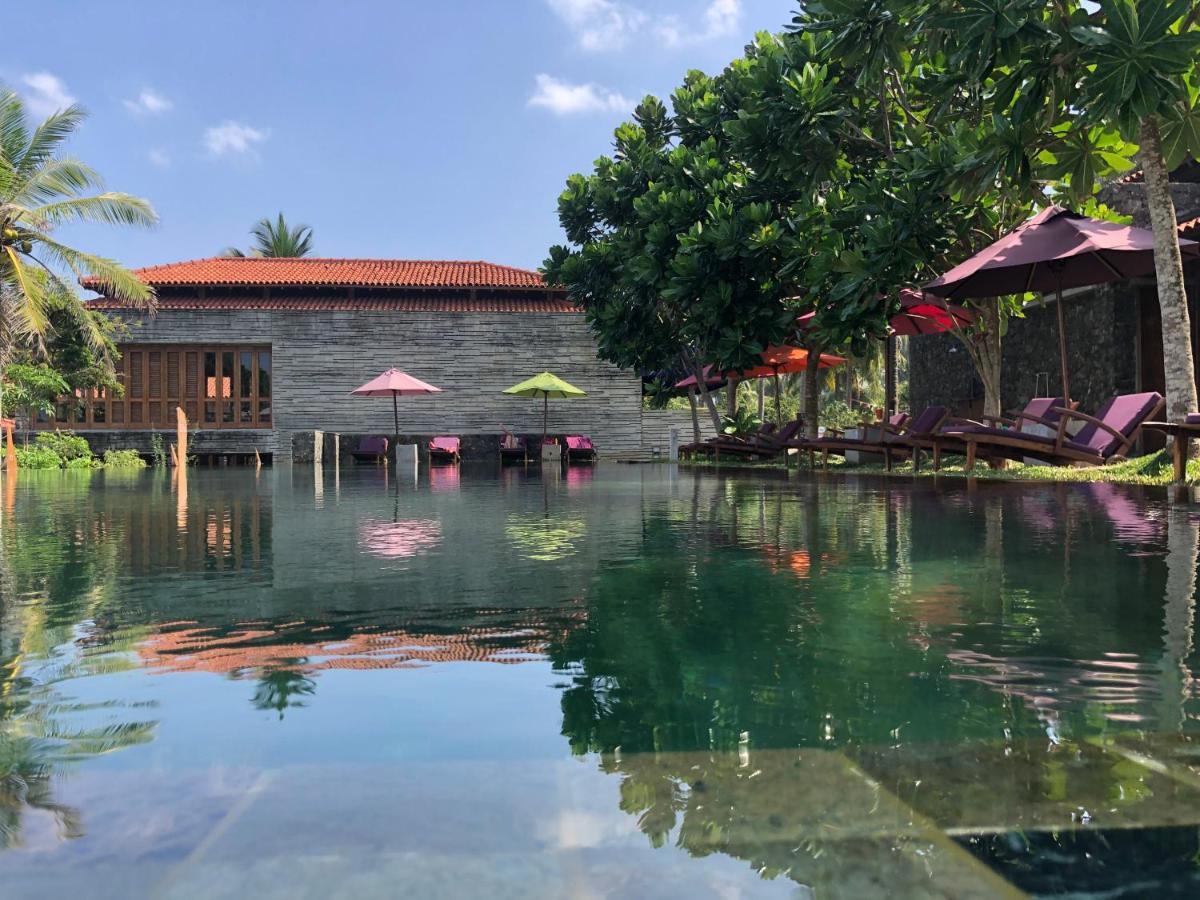 Utmt - Underneath The Mango Tree Spa & Beach Resort 디크웰라 외부 사진