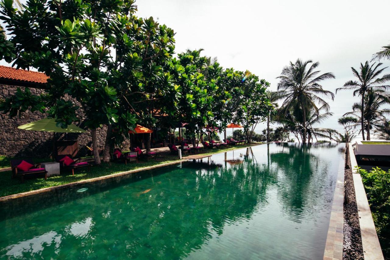Utmt - Underneath The Mango Tree Spa & Beach Resort 디크웰라 외부 사진