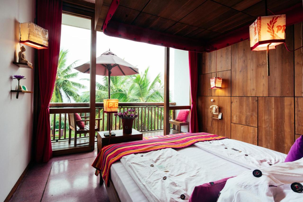 Utmt - Underneath The Mango Tree Spa & Beach Resort 디크웰라 외부 사진