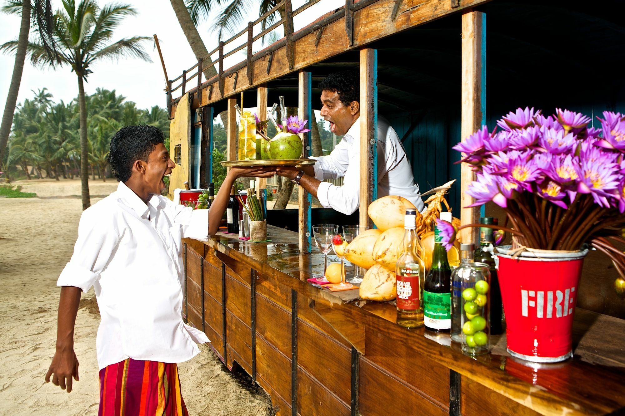 Utmt - Underneath The Mango Tree Spa & Beach Resort 디크웰라 외부 사진