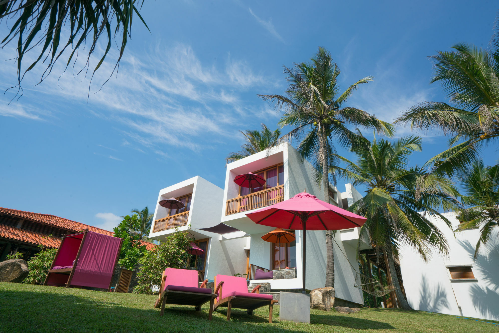 Utmt - Underneath The Mango Tree Spa & Beach Resort 디크웰라 외부 사진