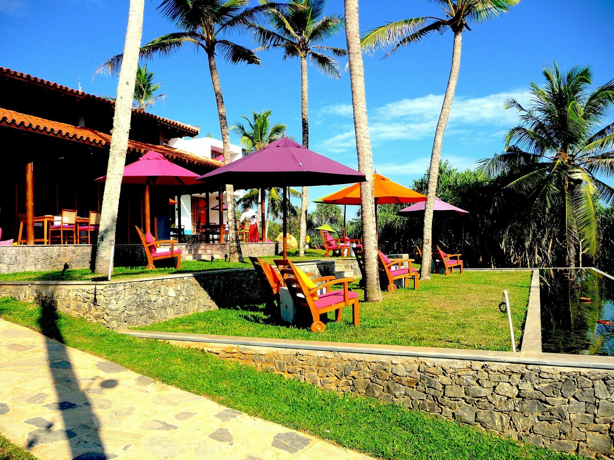Utmt - Underneath The Mango Tree Spa & Beach Resort 디크웰라 외부 사진